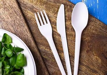 The EU will revise the packaging directive with new changes to compostable plastics!